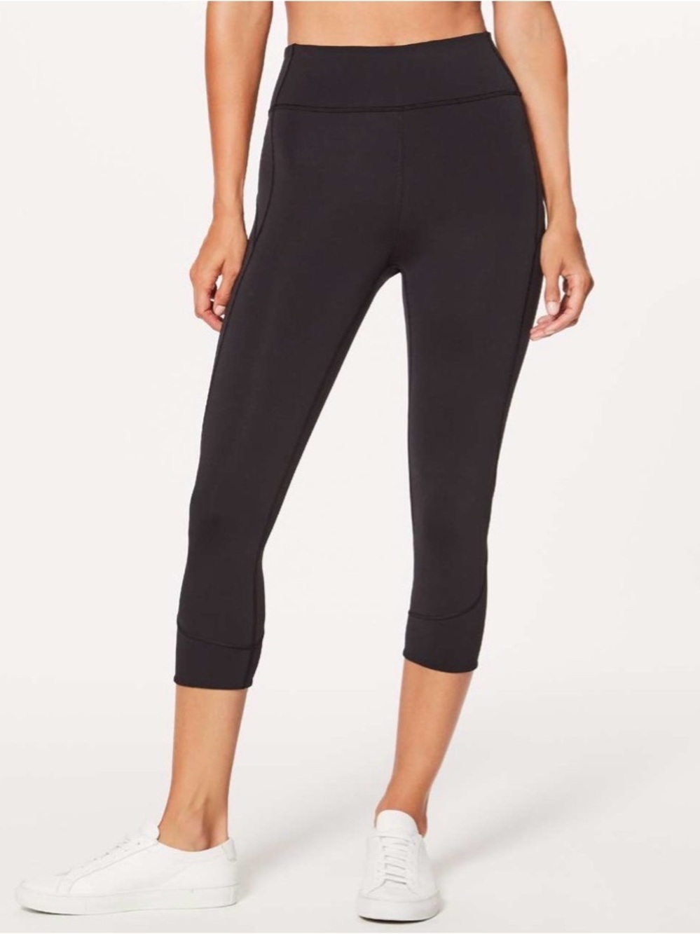 Lululemon In Movement Crop *Everlux 19” Black Size 4 High Rise Leggings Gym Yoga
